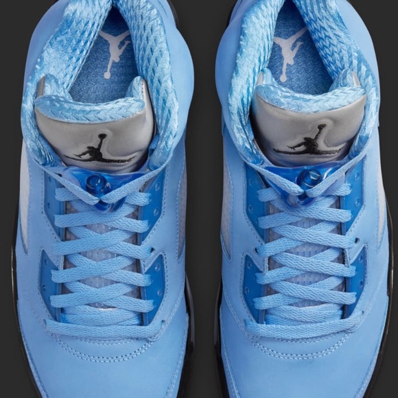 Jordan 5 Unc size 13 - Picture 3 of 4